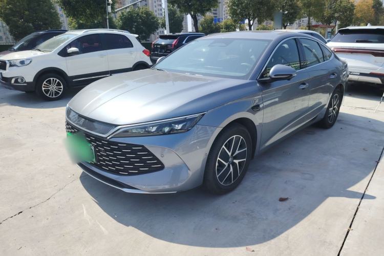 Used BYD Qin L 2025 DM-i Smart Drive 120KM Leading Model