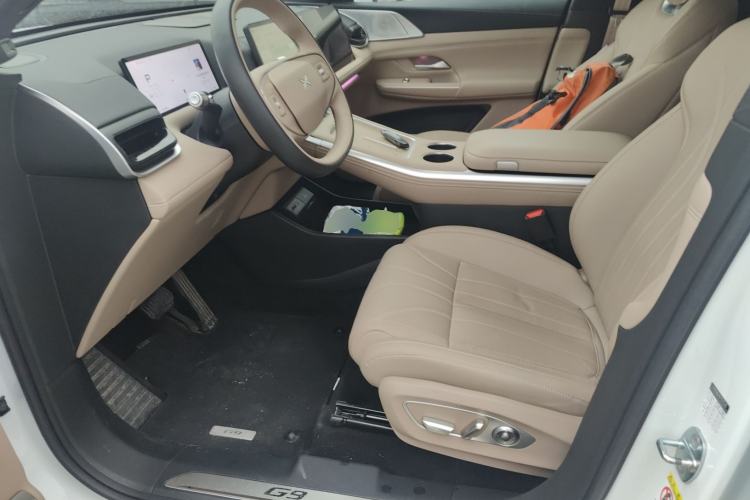 Used XPeng G9 2025 625 Long-Range Max Left Front Seat