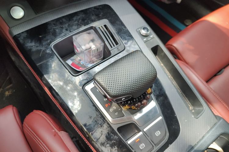 Used Audi Q5L 2024 40 TFSI Luxury Dynamic Edition Gear Lever