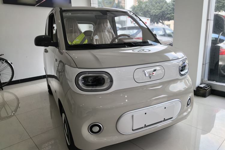 Used Wuling Hongguang MINIEV 2024 3rd Generation 215km Youth Edition