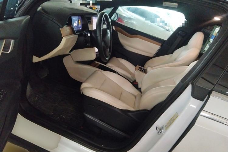 Used Tesla Model X 2019 Long-Range Version Driver Seat
