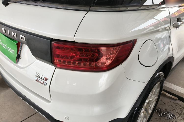 Used Land X7 2015 2.0T Panoramic Prestige Edition
