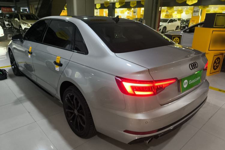 Used Audi A4L 2018 30th Anniversary Edition 40 TFSI Fashion Model