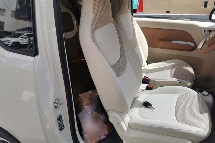 Used Wuling Hongguang MINIEV 2024 3rd Generation 215km Youth Edition Right Front Seat