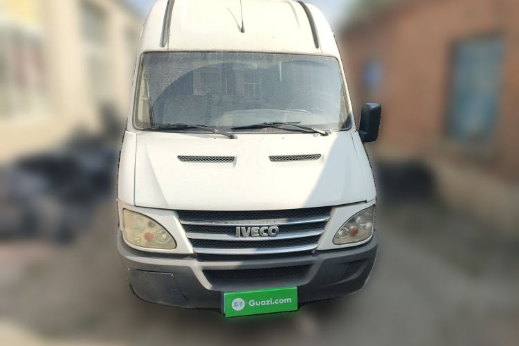 Used Iveco Power Daily 2017 2.5T Classic A37 High-Roof 7-Seater Passenger Van 47Z5