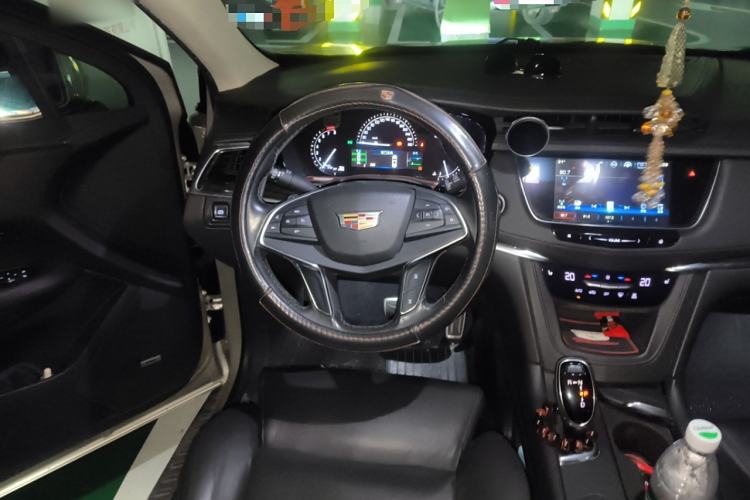 Used Cadillac XT5 2016 28T Four-Wheel Drive Luxury Model
