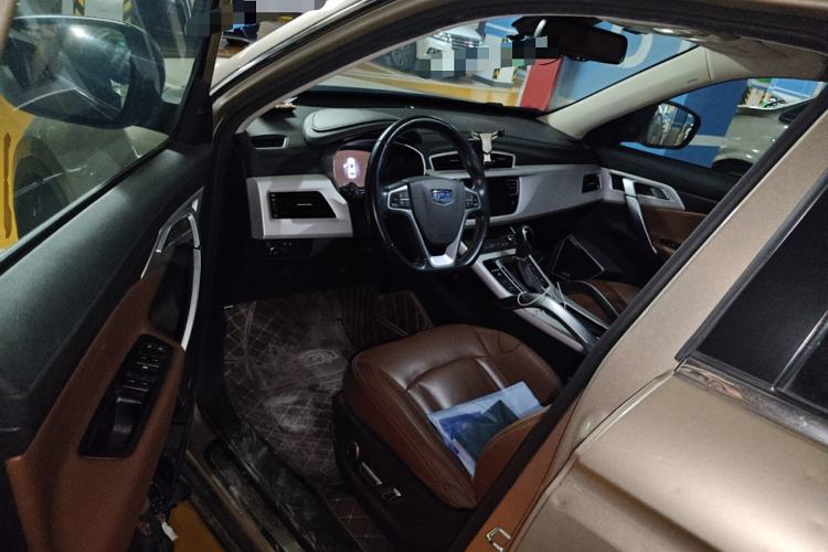 Used Geely Auto Emgrand X7 Sport 2018 1.8TD Automatic All-Wheel-Drive ZhiZun Model with 4G Connectivity Left Front Seat