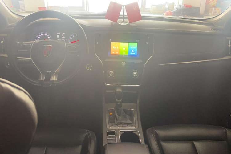 Used Roewe i6 2018 20T Automatic Flagship Edition Interior 3