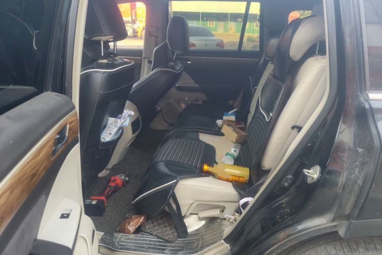 Used GAC Trumpchi GS8 2017 320T Four-Wheel Drive Luxury Smart Connectivity Version (7 Seats)