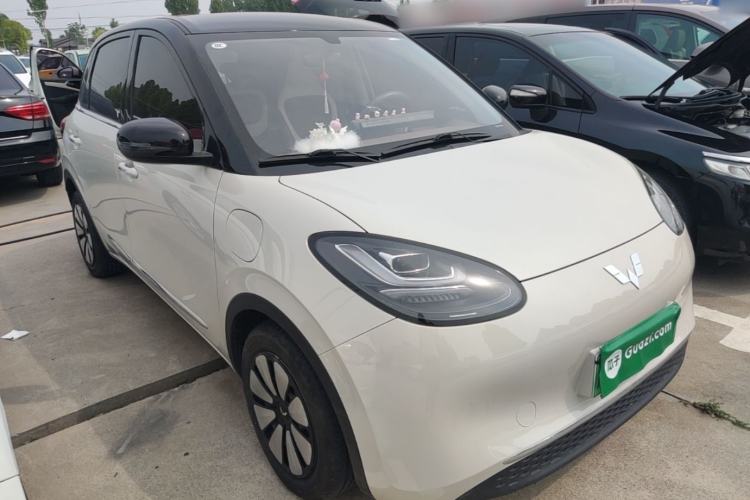 Used Wuling Bingo 2024 333 km Enjoyment Version Front Right 45 Deg