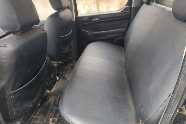 Used Foton Tunland 2015 2.8T E5 Diesel 2WD Comfort Edition BJ493ZLQ4