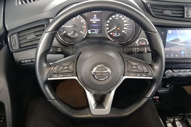 Used Nissan X-Trail 2021 2.0L CVT 2WD XL Premium SmartConnect Deluxe Edition Steering Wheel
