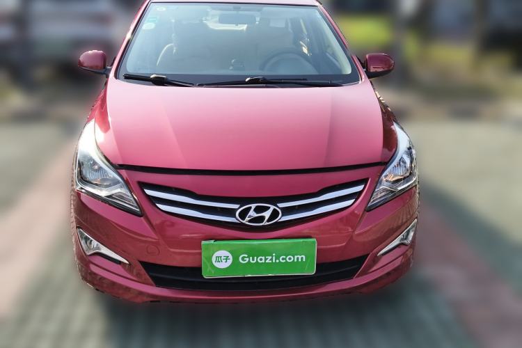 Used Hyundai Verna (older generation) 2014 1.4L Manual Smart GLS Trim
