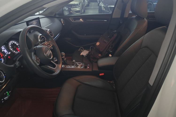 Used Audi A3 2019 Limousine 35 TFSI Fashion Edition China VI Emission Standard