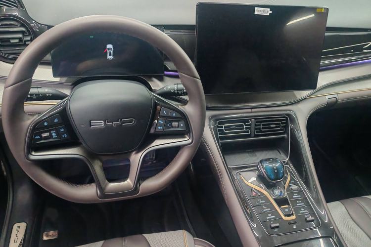 Used BYD Frigate 07 2023 DM-i 205KM Prestige Model