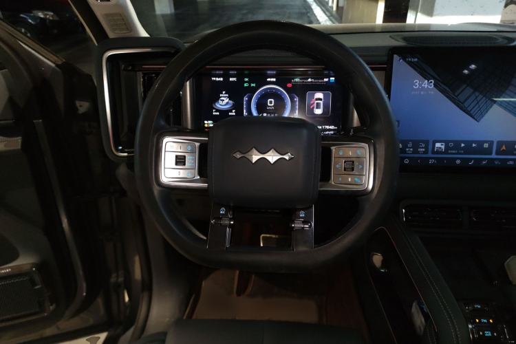 Used Formula Leopard Leopard 5 2023 Explore Edition