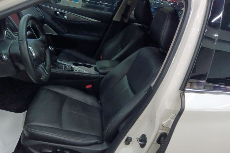 Used Infiniti Q50L 2018 2.0T Enjoyment Version China VI Standard Left Front Seat