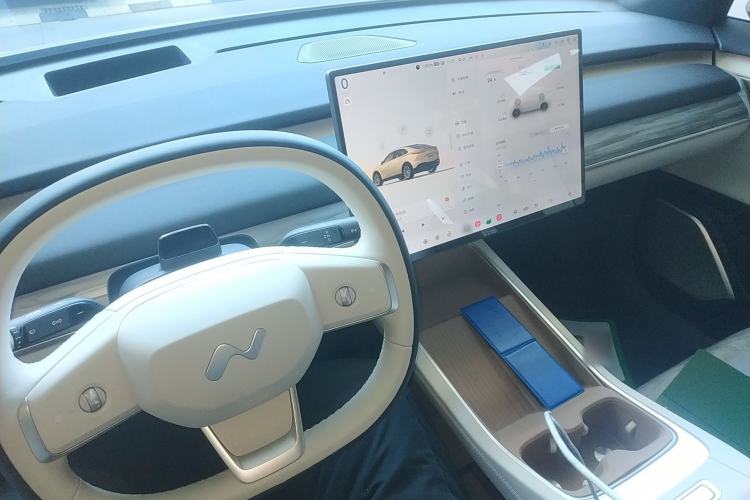 Used ONVO L60 2025 Model—60 kWh Rear-Wheel-Drive Version
