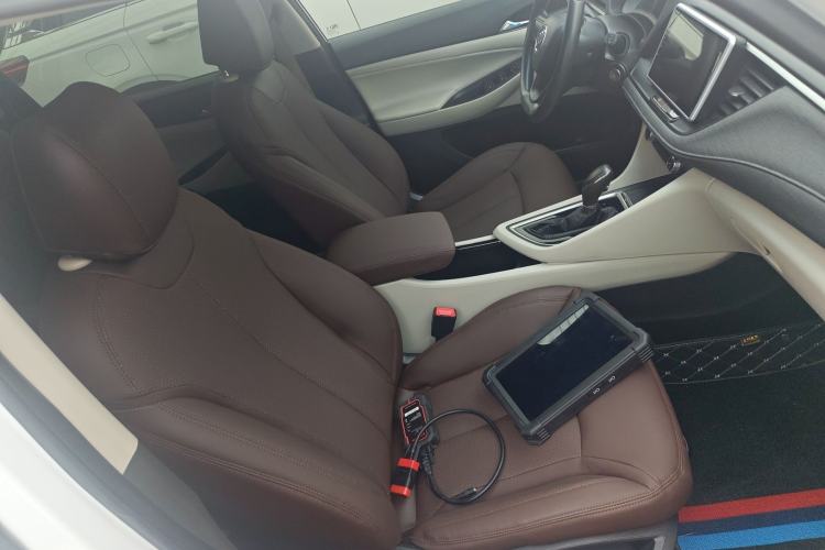 Used Buick GL6 2019 18T 6-Seater Elite Version China V Standard Right Front Seat