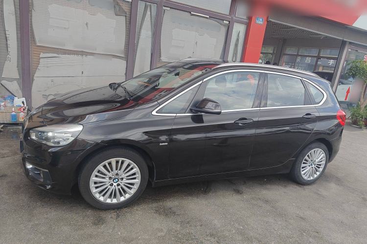 Used BMW 2 Series Active Tourer 2016 220i Luxury Design Package
