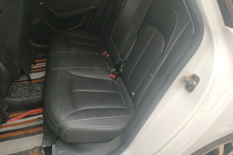 Used Roewe i6 2017 20T Automatic Internet ZhiZun Edition