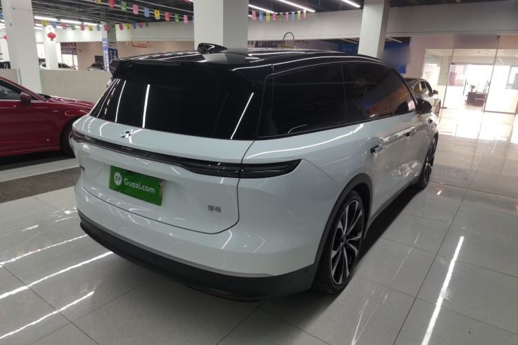 Used Nio ES8 2024 100kWh Signature Edition
