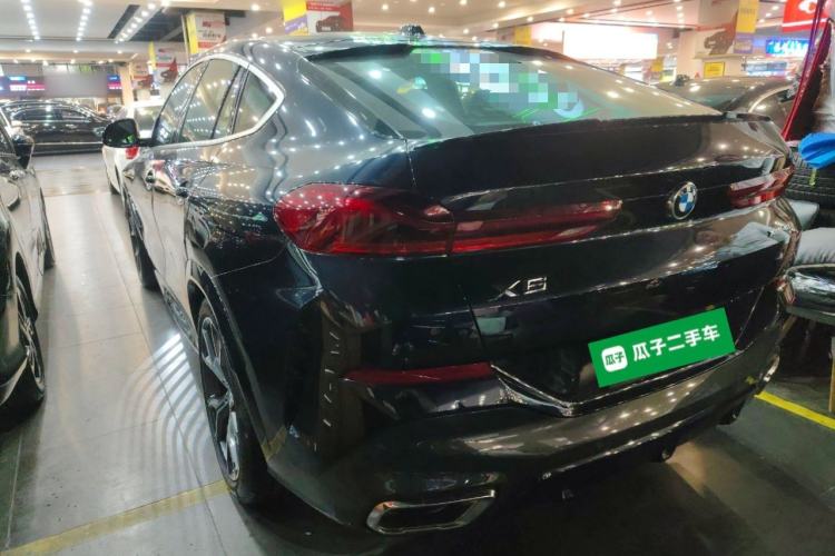 Used BMW X6 2023 xDrive40i M Sport Package Exterior 2