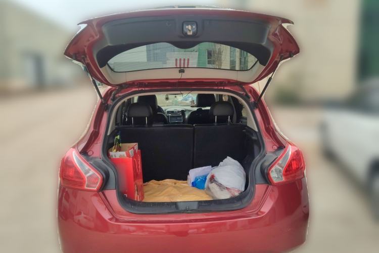 Used Nissan Tiida 2011 1.6L CVT Smart Version