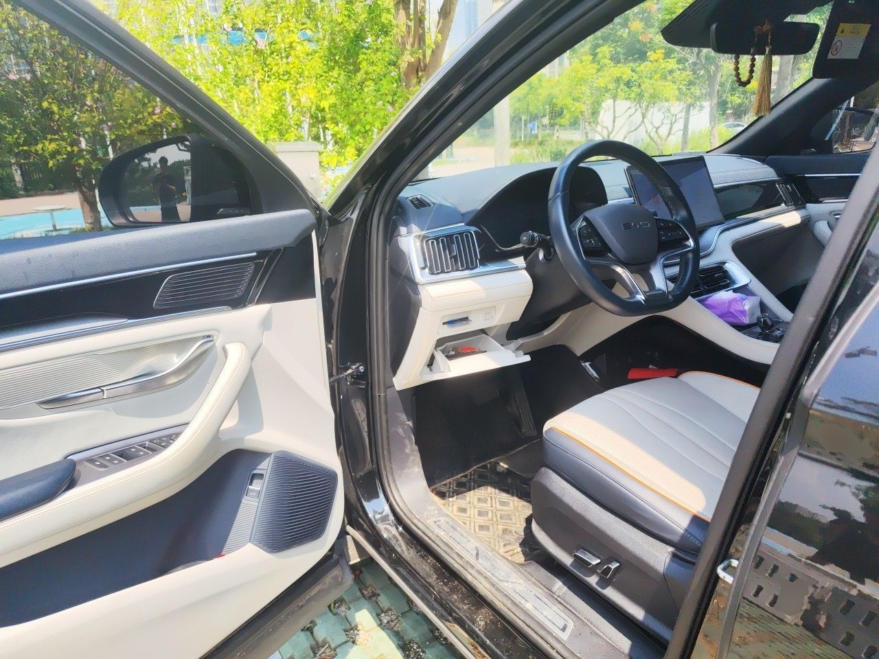 BYD Song PLUS New Energy 2023 Champion Edition DM-i 150KM Flagship PLUS — снимка 16