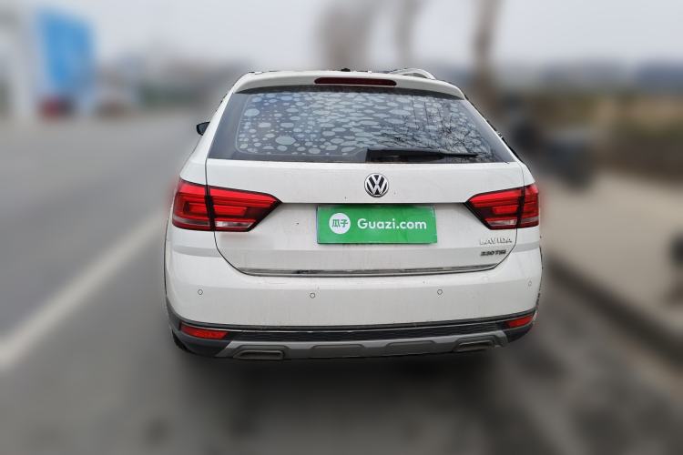 Used Volkswagen Cross Lavida 2017 230TSI DSG Luxury Edition
