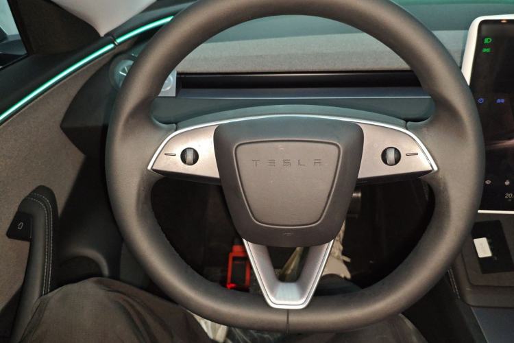 Used Tesla Model 3 2025 Rear-Wheel-Drive Version