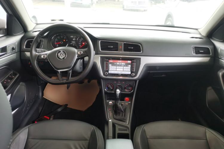 Used Volkswagen Gran Lavida 2017 1.6L Automatic Comfort Edition
