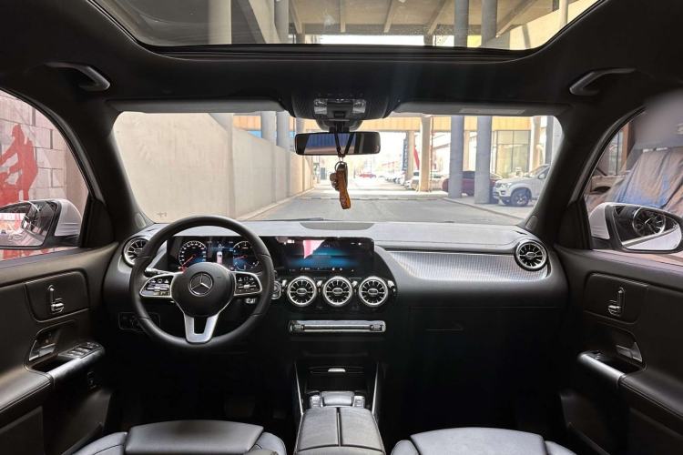 Used Mercedes-Benz GLA 2020 GLA 200 Interior 1