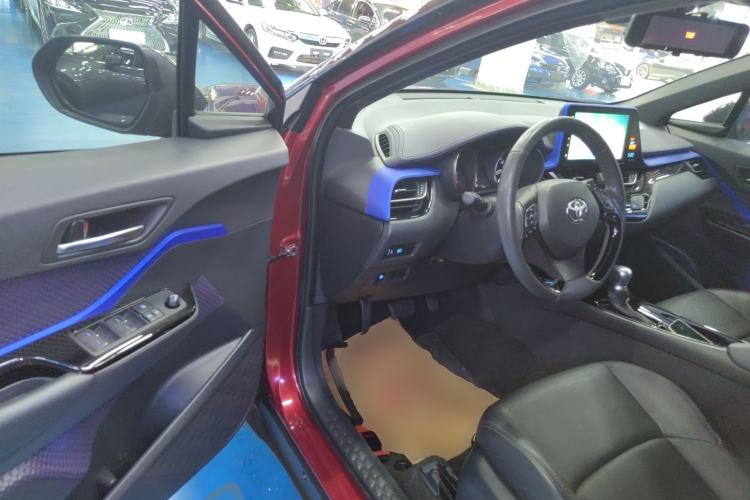 Used Toyota IZOA 2018 2.0L Yichi Version China VI Standard Driver Seat