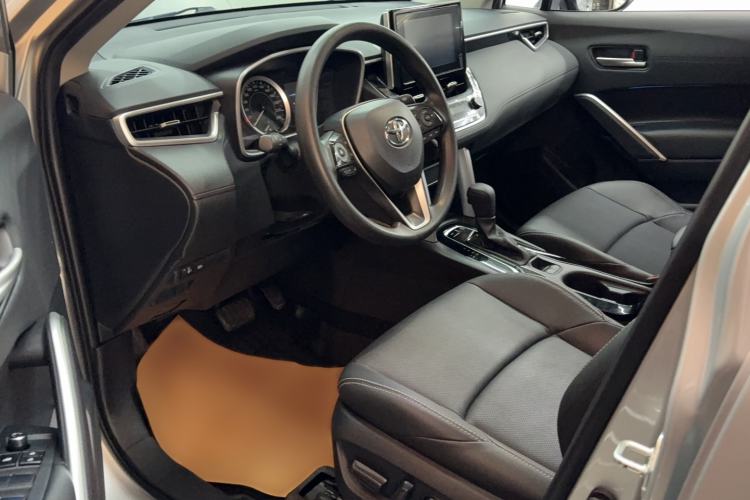 Used Toyota FRONTLANDER 2022 2.0L CVT Luxury Edition