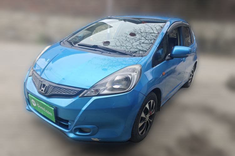 Used Honda Fit 2011 1.3L manual Comfort version