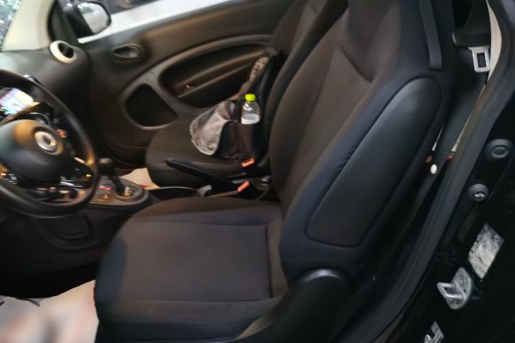 Used smart fortwo 2018 1.0L 52kW Hardtop Dynamic Version China V