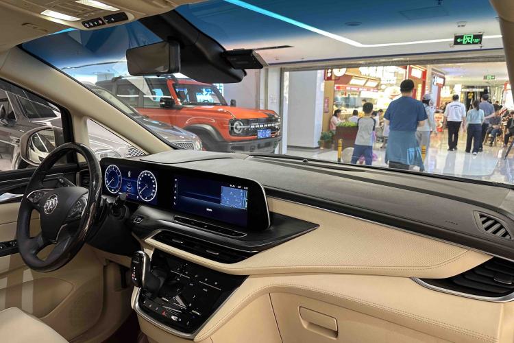 Used Buick GL8 2022 ES Land Cruiser 653T Luxury Model