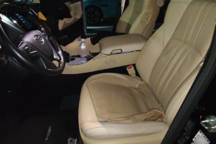 Used Toyota Vellfire 2023 Crown Dual-Engine 2.5L HV Ultimate Edition