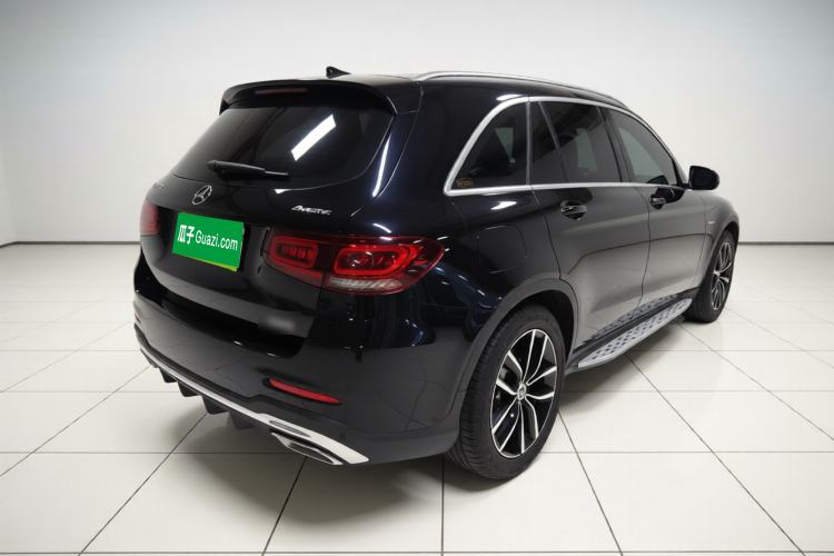 Used Mercedes-Benz GLC 2021 GLC 300 L 4MATIC Dynamic Model Rear Right 45 Deg