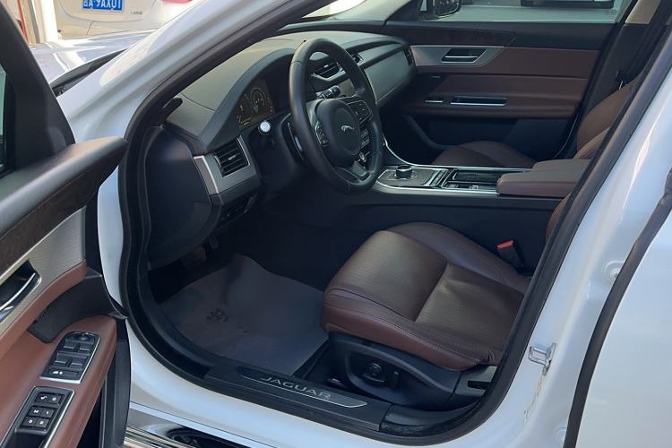 Used Jaguar XFL 2017 XFL 2.0T 240PS Premium Edition