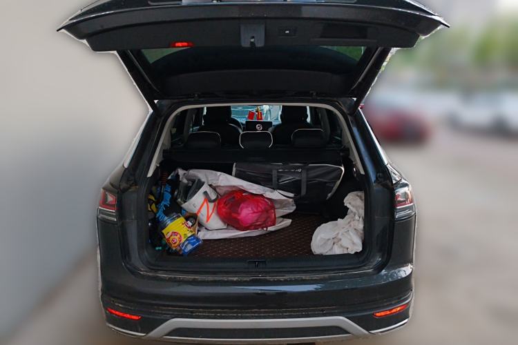 Used Volkswagen Tayron 2024 330TSI Two-Wheel Drive Luxury Plus Advanced Version Trunk