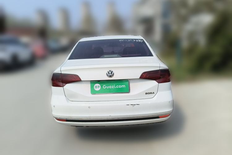 Used Volkswagen Bora 2016 1.6L Automatic Comfort Model

