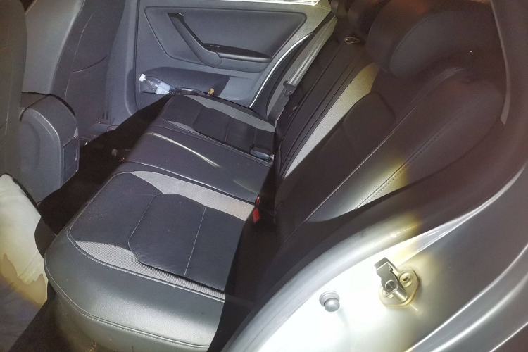 Used Volkswagen Bora 2015 Value Edition 1.6L Automatic Comfort Version