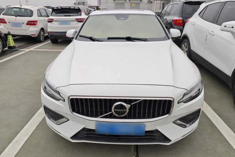 Used Volvo S60 2023 B4 Zhiyi Luxury Edition Front