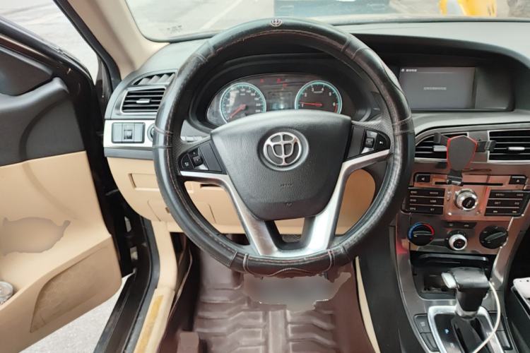 Used Brilliance V5 2012 1.6L Automatic Comfort Edition