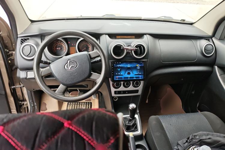 Used CHANGAN KAICHENG Ounuo S 2014 1.5L Base Version Center Console
