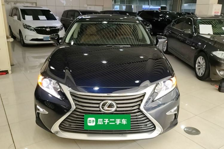 Used Lexus ES 2015 200 Elite Edition
