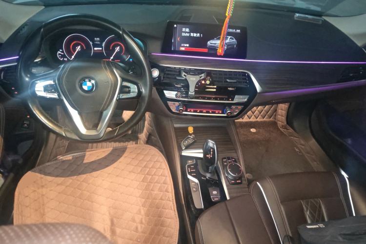 Used BMW 5 Series New Energy 2019 530Le Luxury Package
