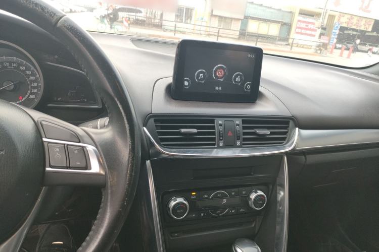 Used Mazda CX-4 2016 2.0L Automatic 2WD Blue Sky Luxury Edition Center Console